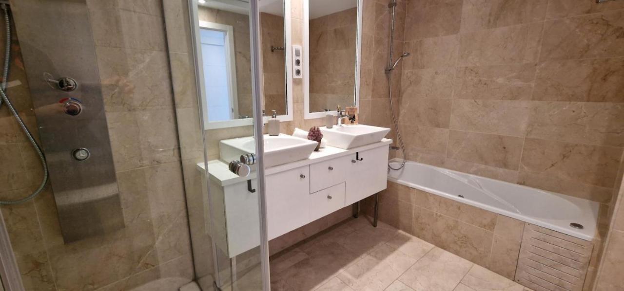 Casares Del Mar Luxury Apartment 말라가 외부 사진