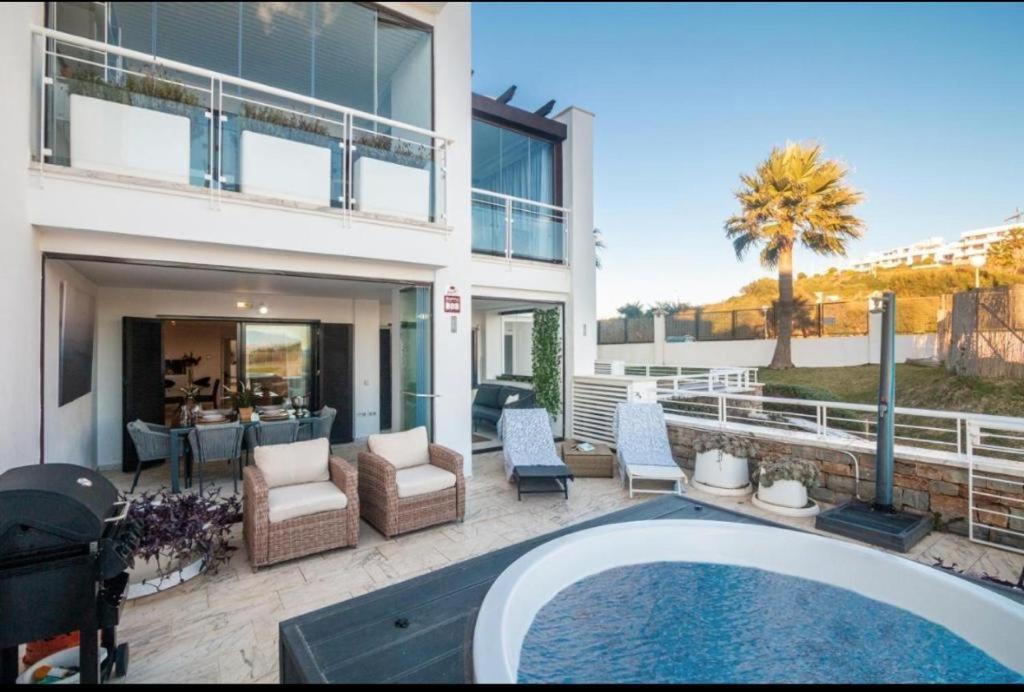 Casares Del Mar Luxury Apartment 말라가 외부 사진